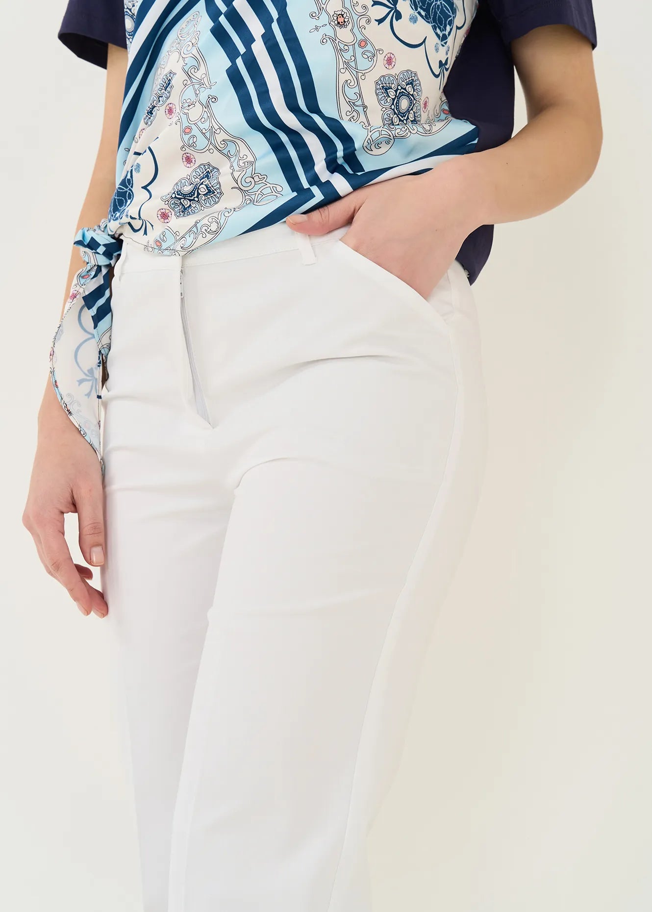 BIANCO WHITE