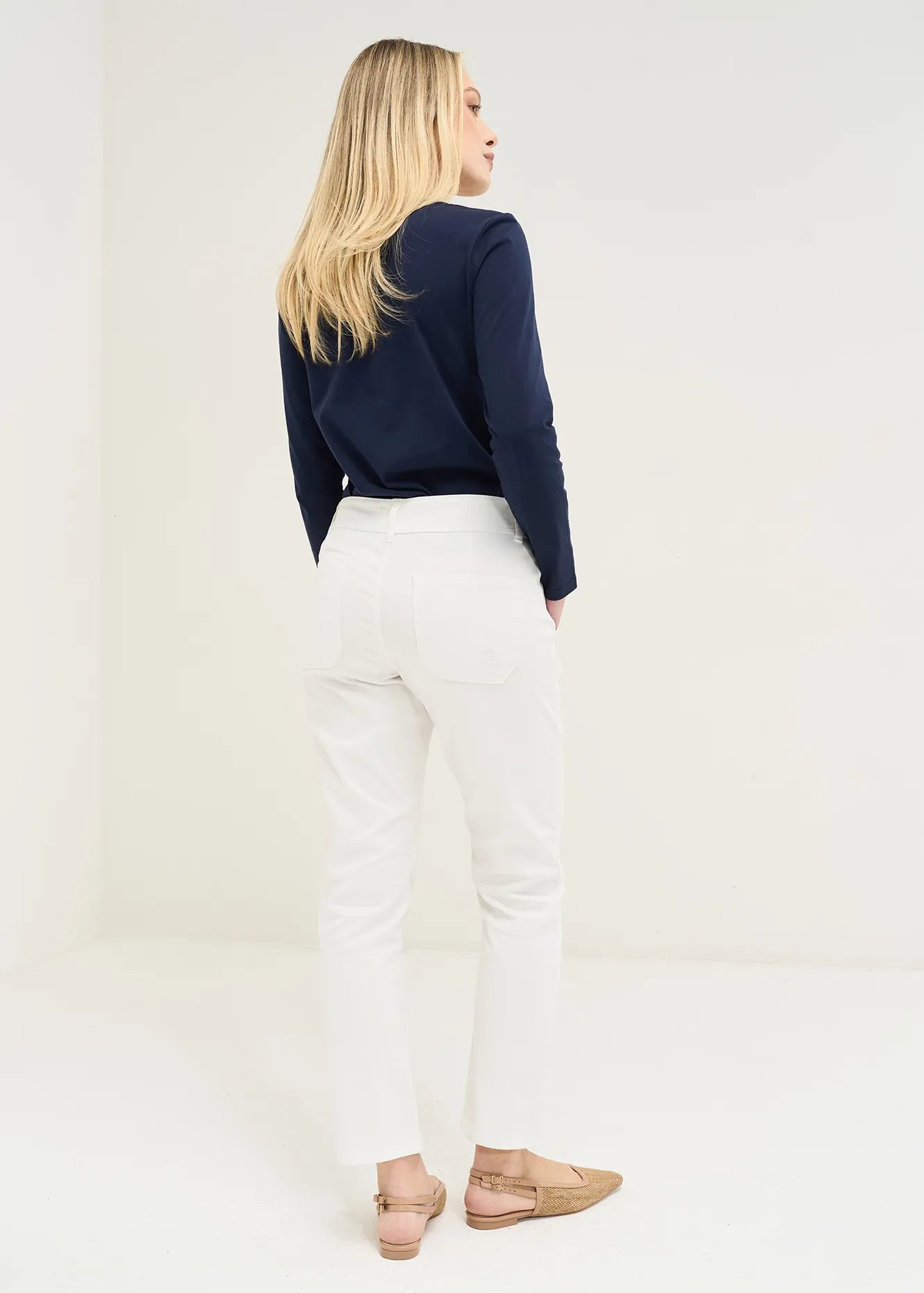 BIANCO WHITE