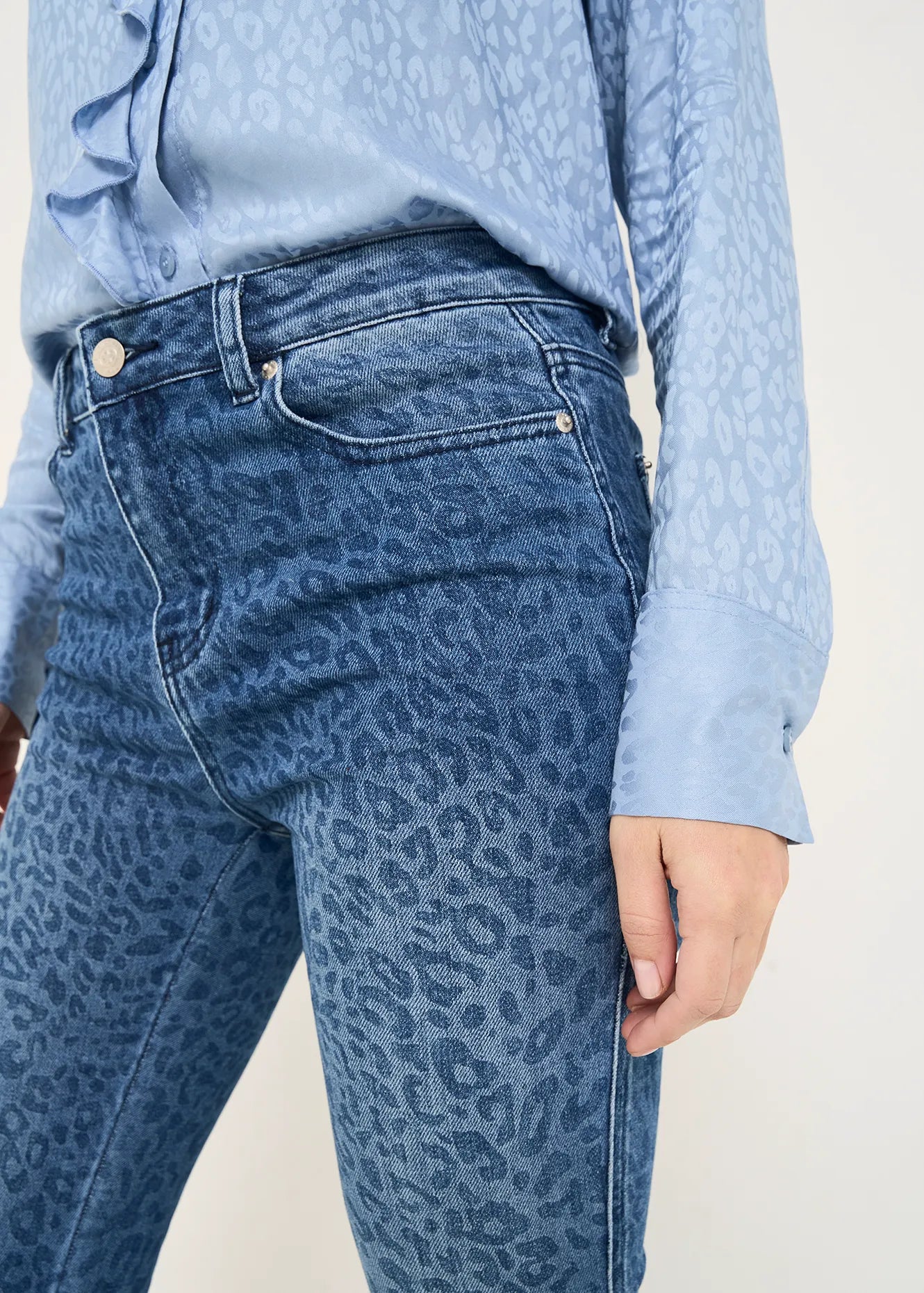 DENIM MEDIUM DENIM