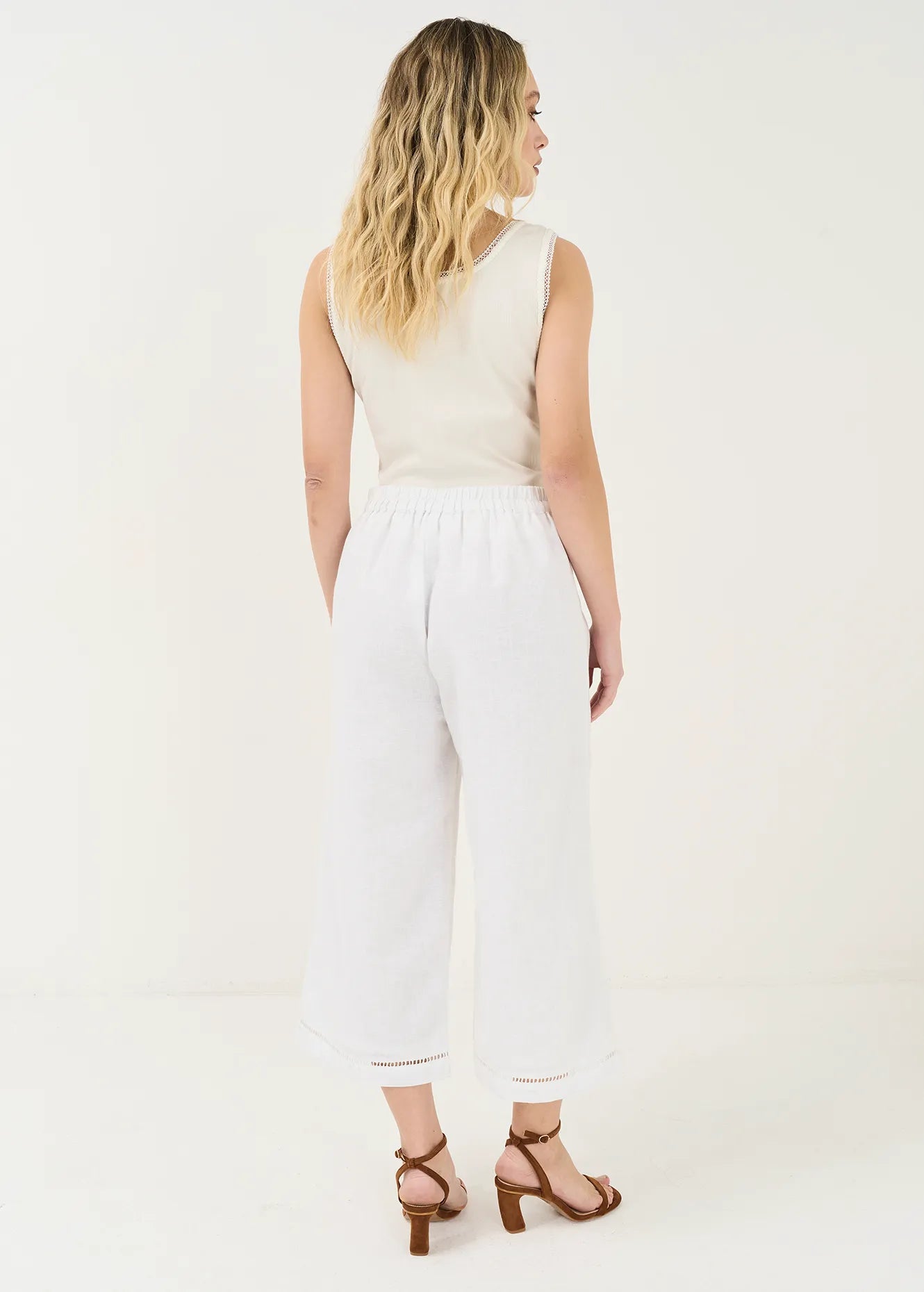 BIANCO WHITE