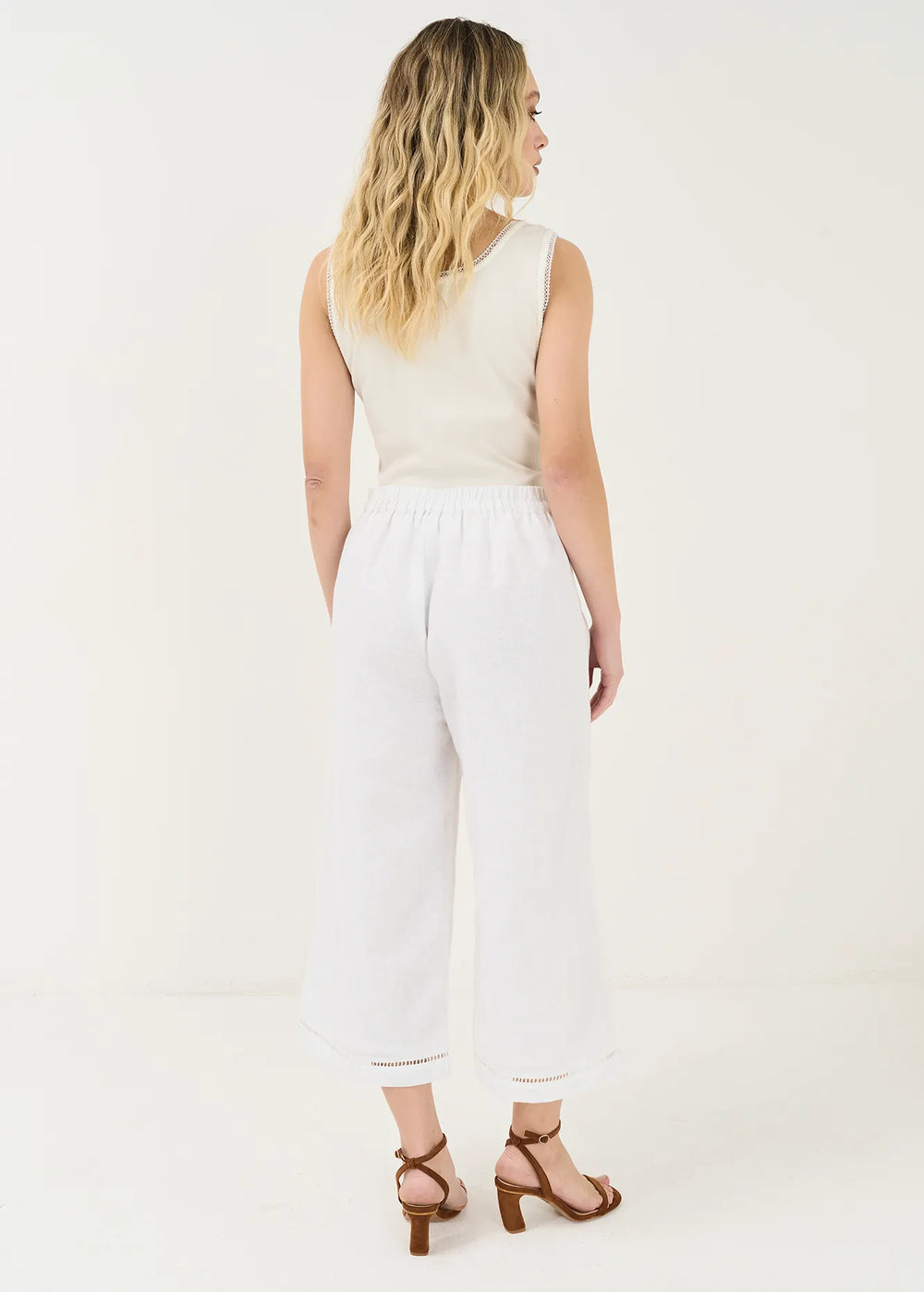 BIANCO WHITE