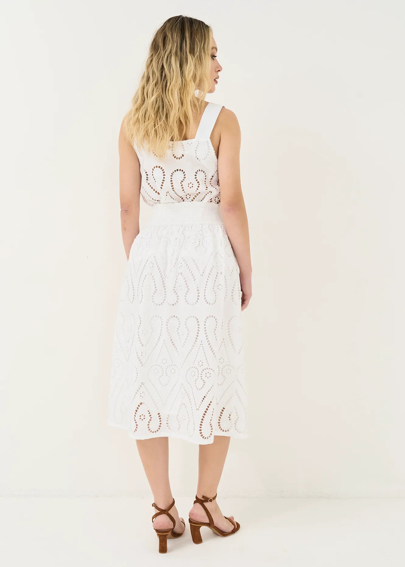 BIANCO WHITE
