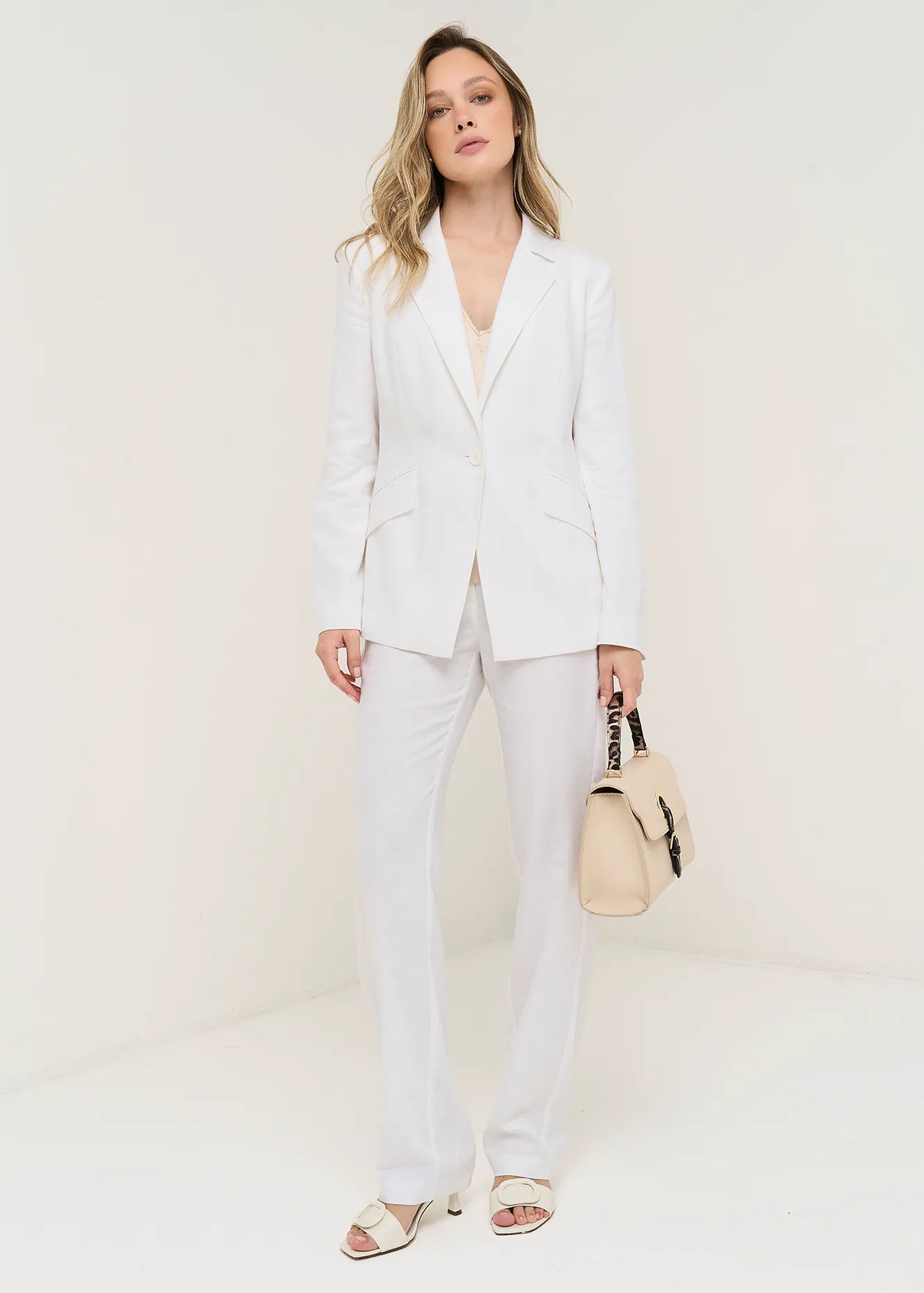 BIANCO WHITE