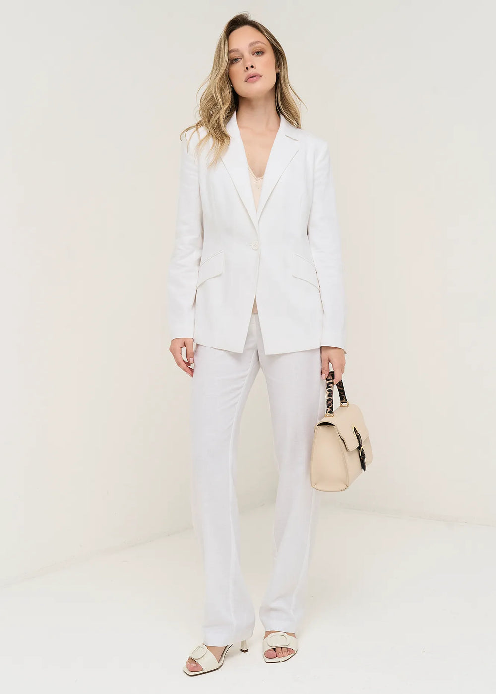 BIANCO WHITE