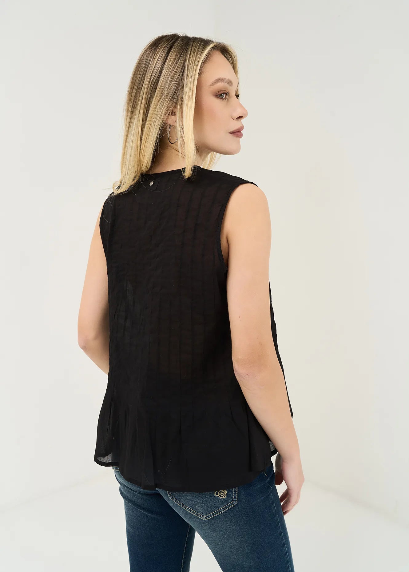 NERO BLACK