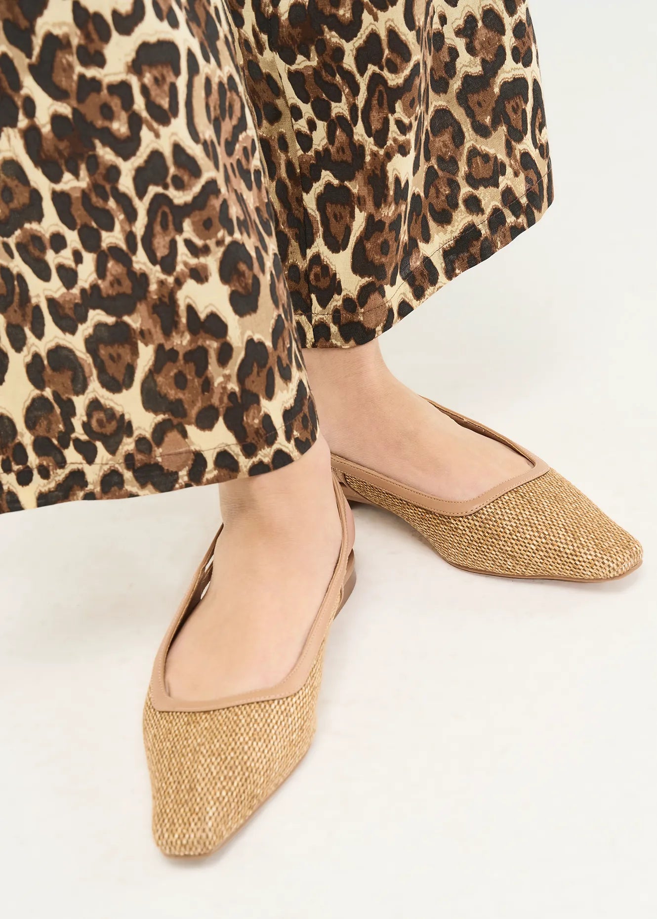 BEIGE DOESKIN