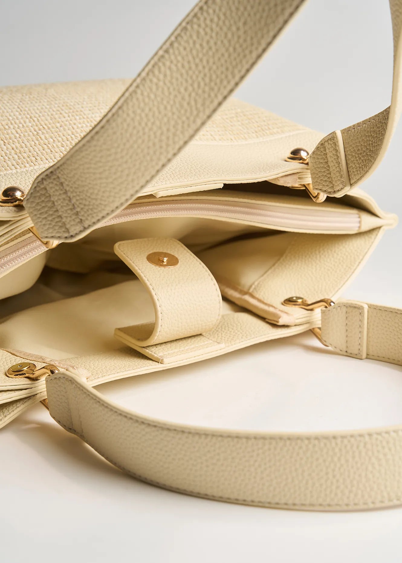 BEIGE LIGHT BEIGE
