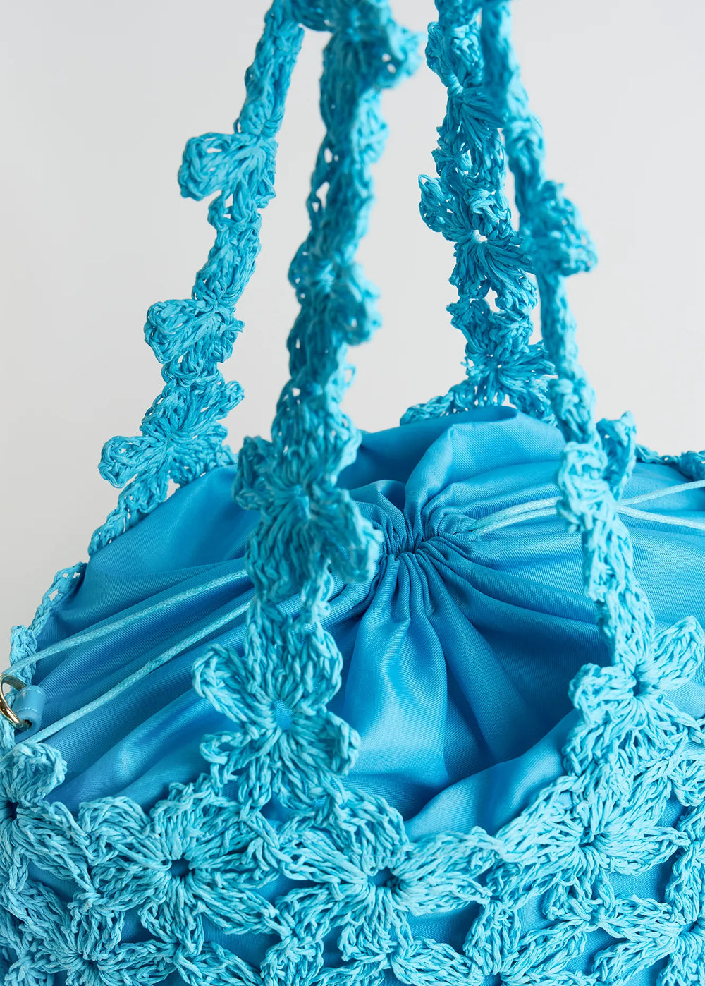 BLU