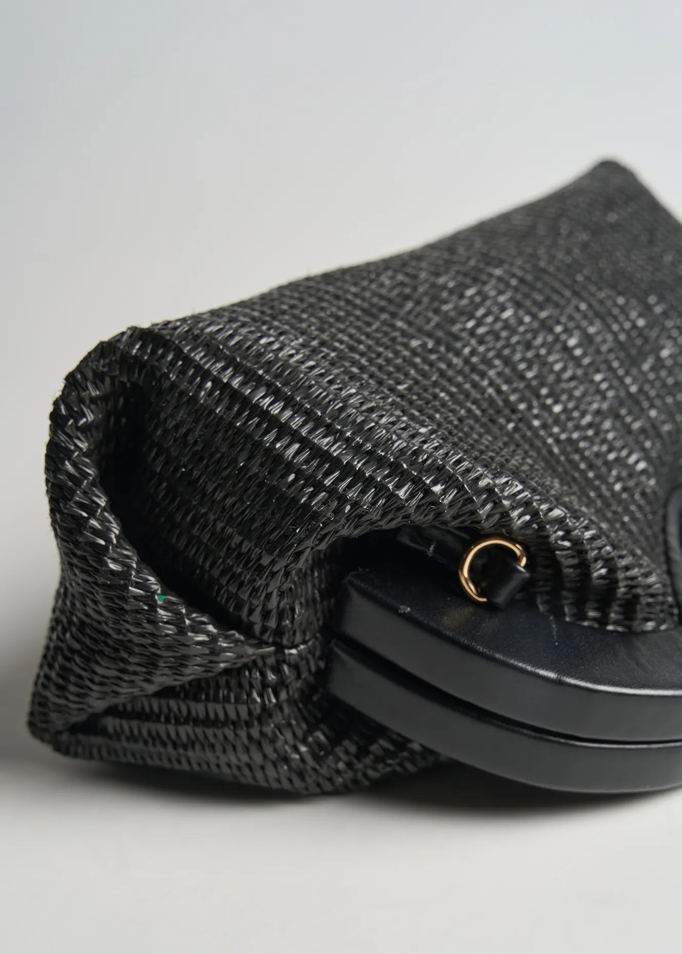 NERO BLACK
