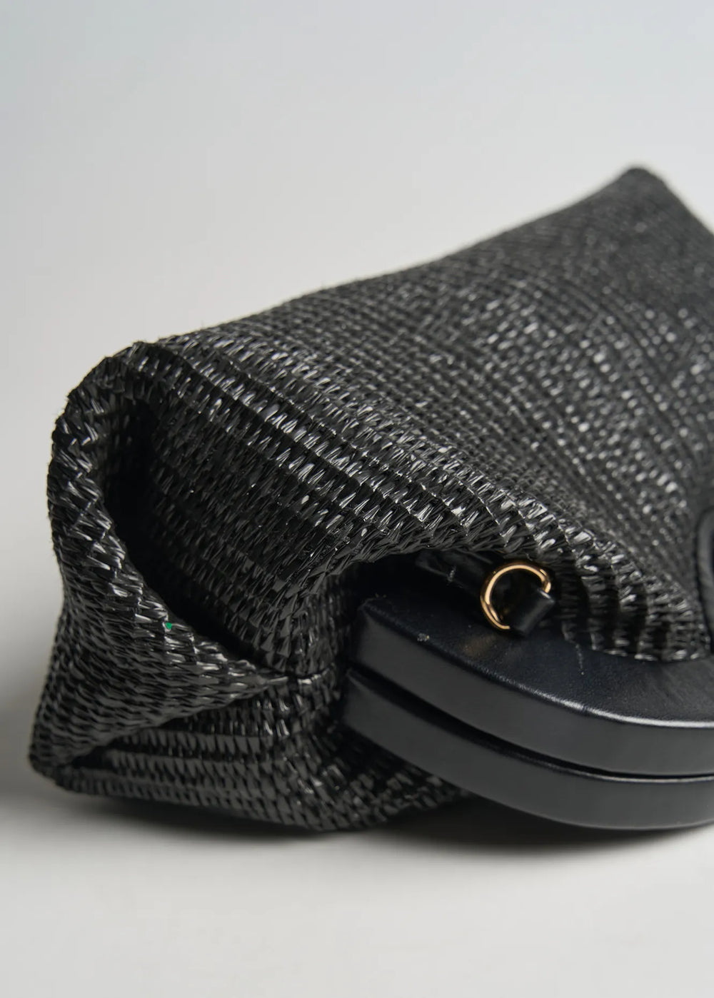 NERO BLACK