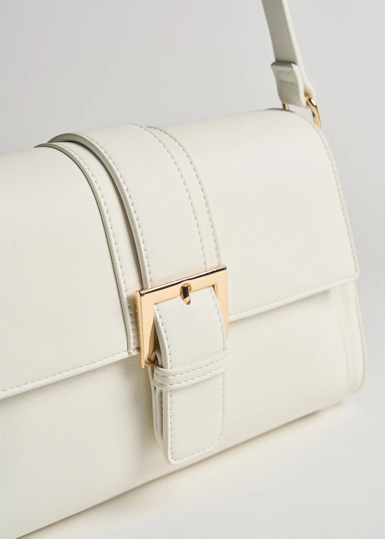 BIANCO WHITE