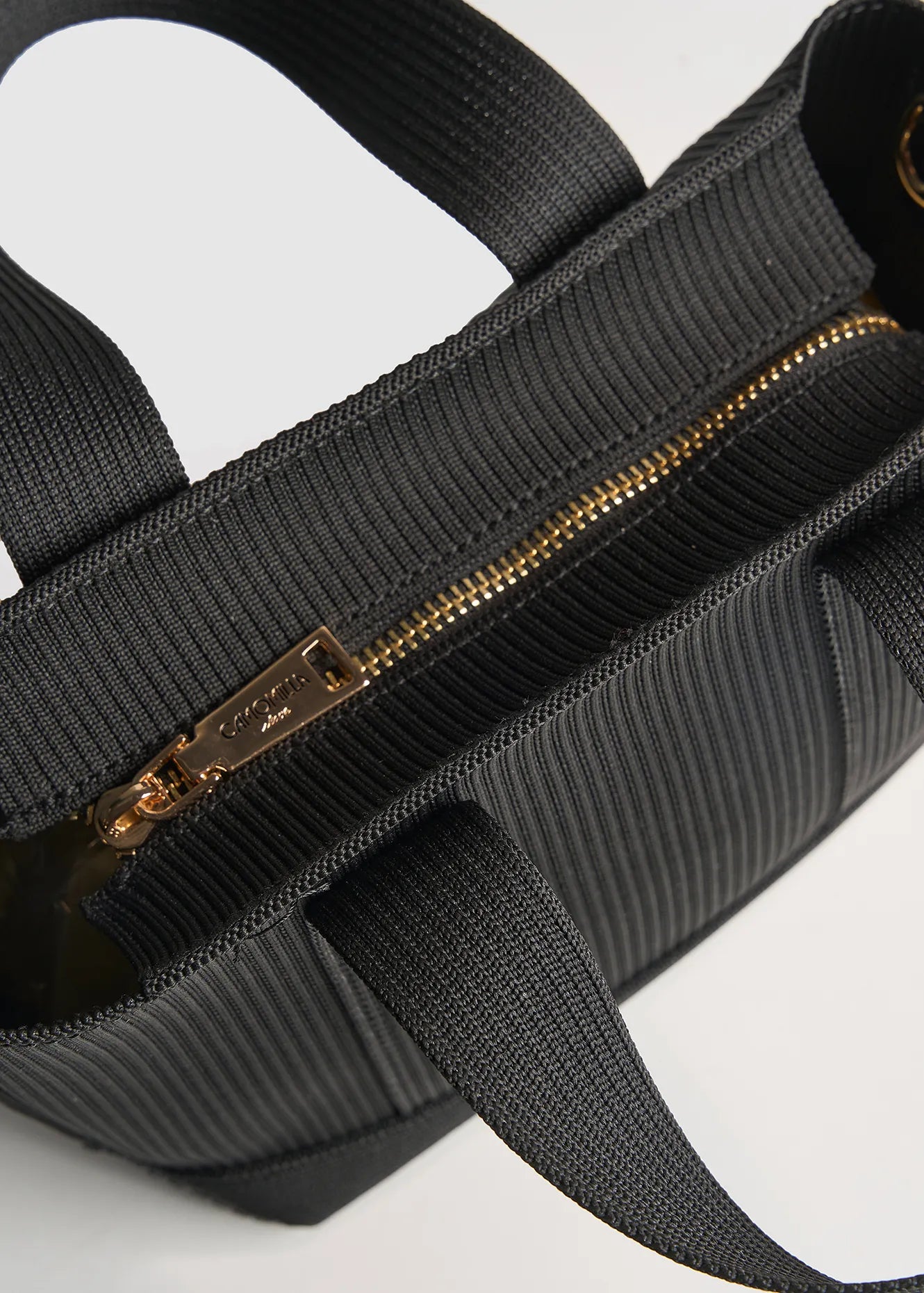 NERO BLACK