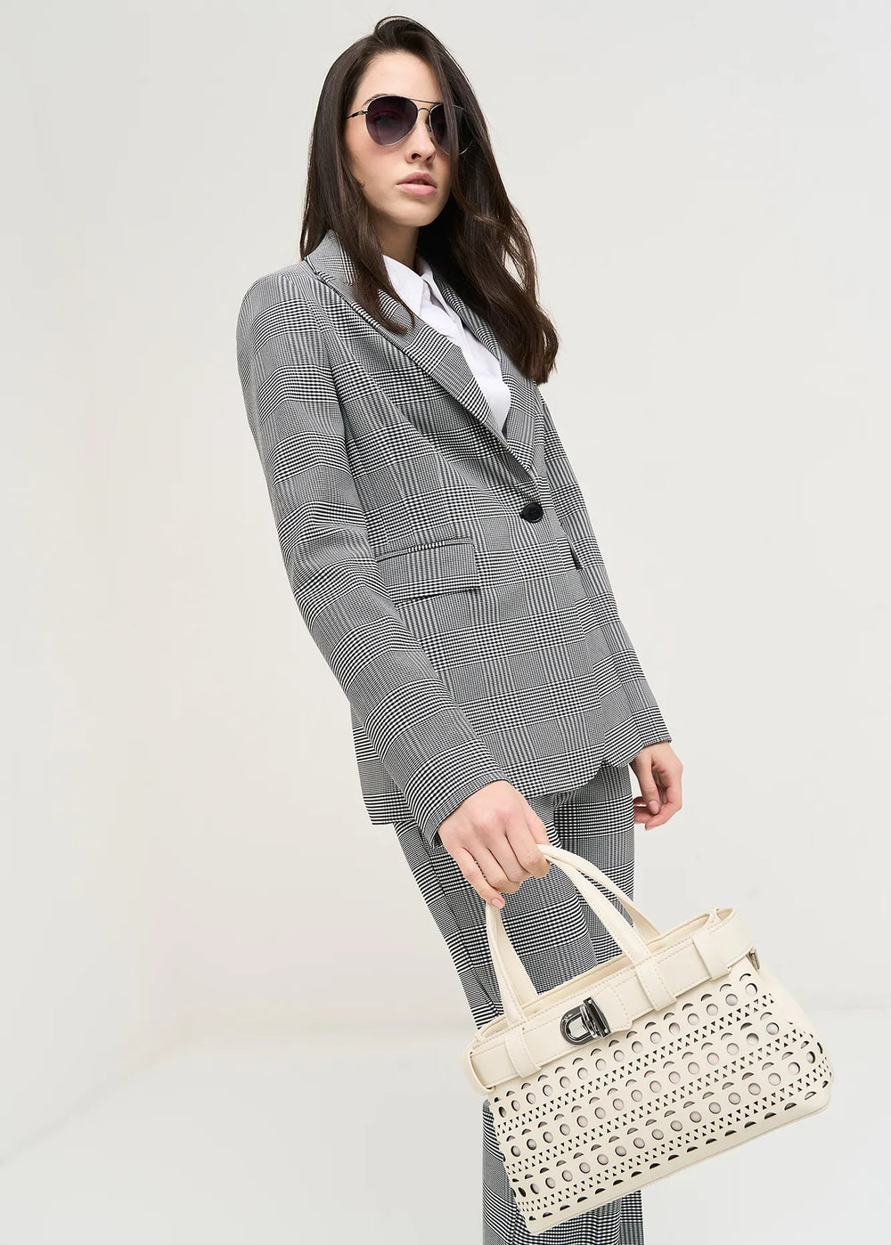 BIANCO WHITE
