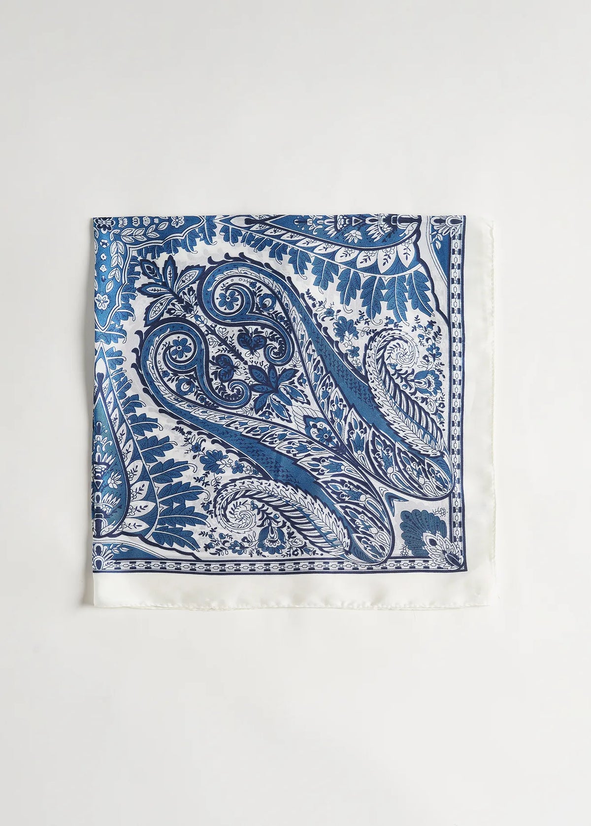 BIANCO WHITE