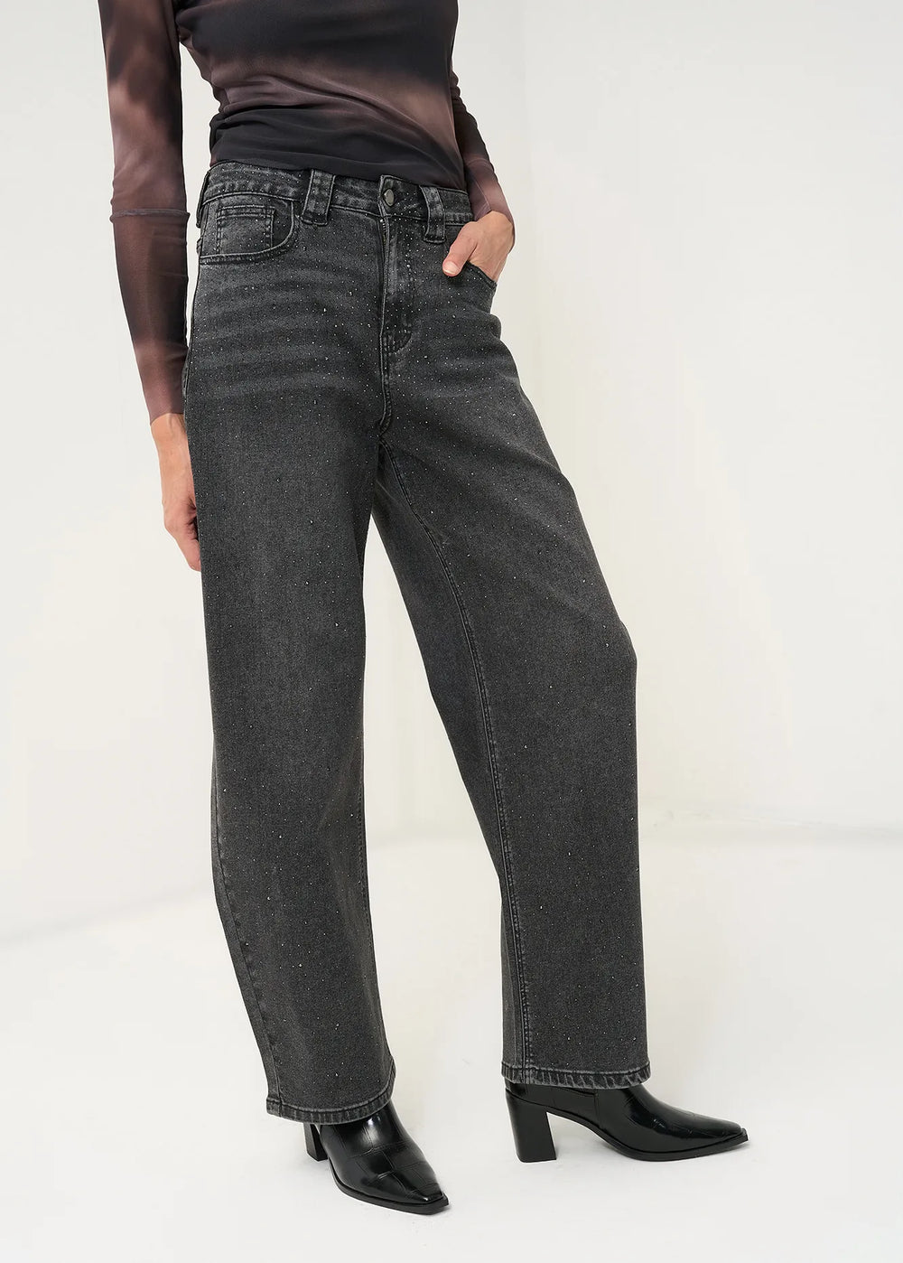 GREY DENIM