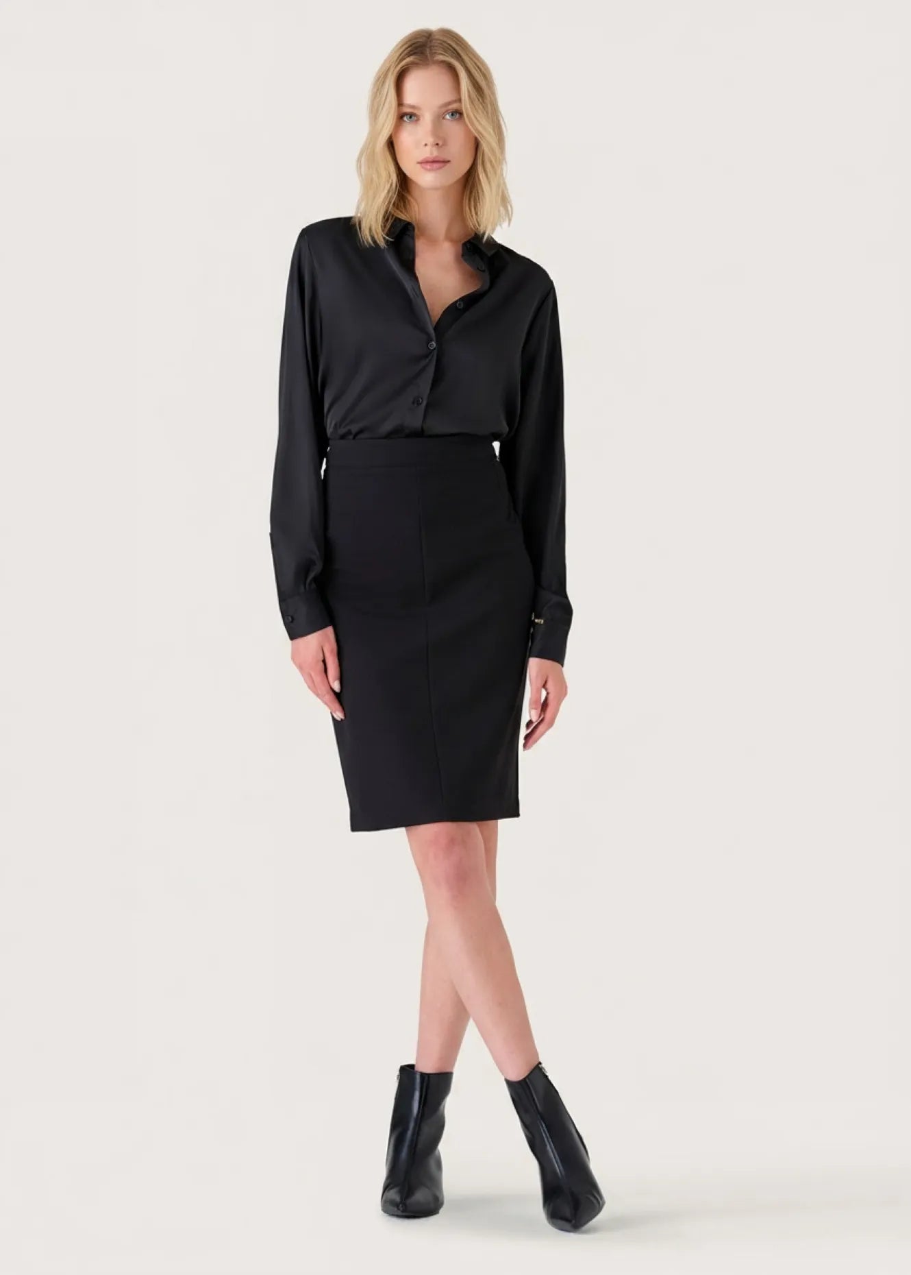NERO BLACK