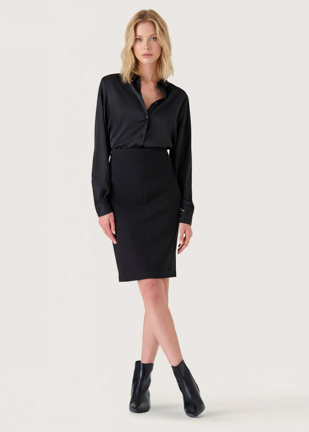 NERO BLACK