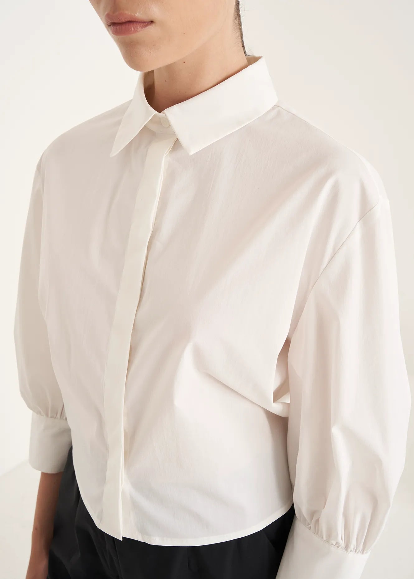BIANCO WHITE